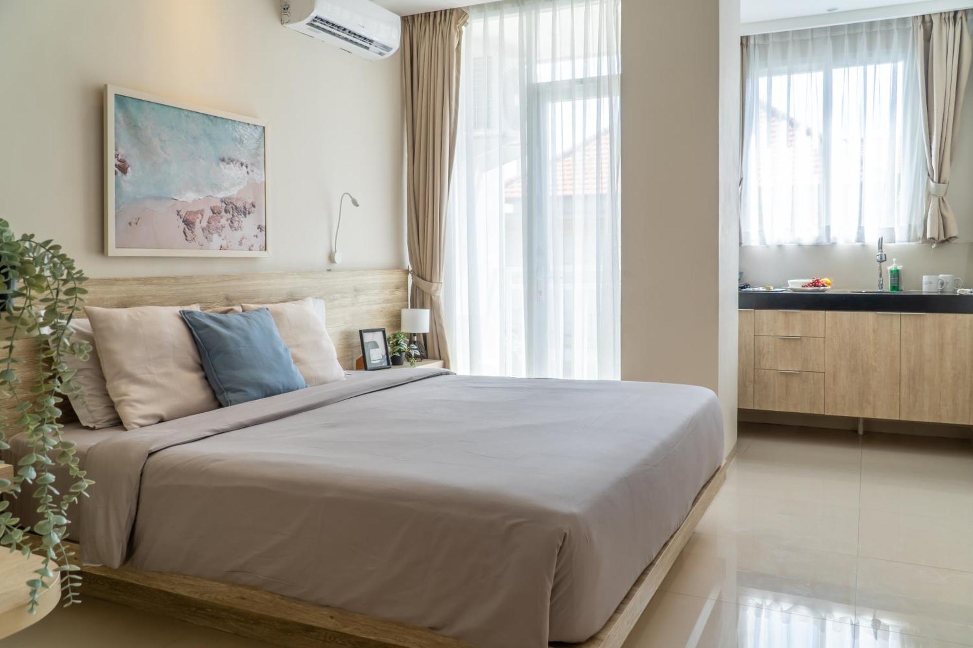 Bali Bustle Pararaton Coliving And Coworking Space Legian Exterior foto